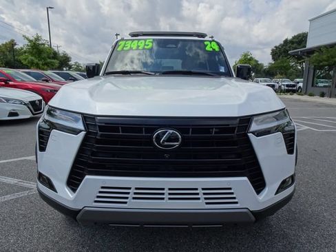 Used 2024 Lexus GX 550 AWD/4WD image 9