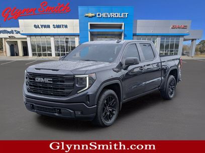 Used 2026 GMC Sierra 1500 Elevation w/ Elevation Select Package