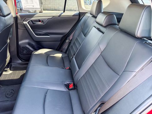 Used 2023 Toyota RAV4 Limited AWD/4WD image 17