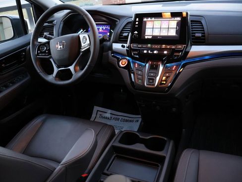 Used 2022 Honda Odyssey Touring image 13