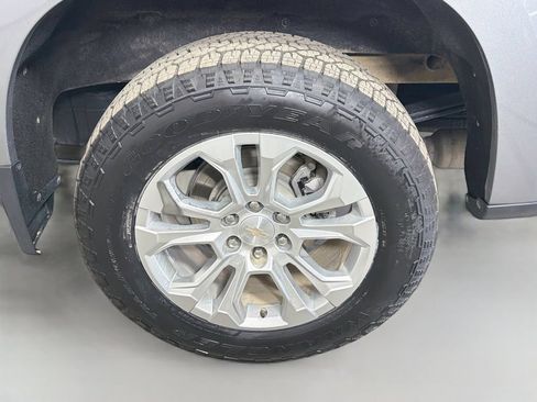 Used 2023 Chevrolet Silverado 1500 LTZ w/ LTZ Convenience Package II AWD/4WD image 29