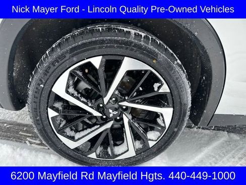 Used 2024 Mitsubishi Outlander SE image 10