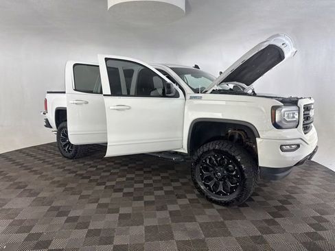 Used 2018 GMC Sierra 1500 SLT AWD/4WD image 12