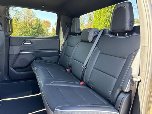 New 2026 GMC Sierra EV Elevation image 21