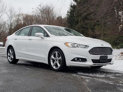 Used 2016 Ford Fusion SE