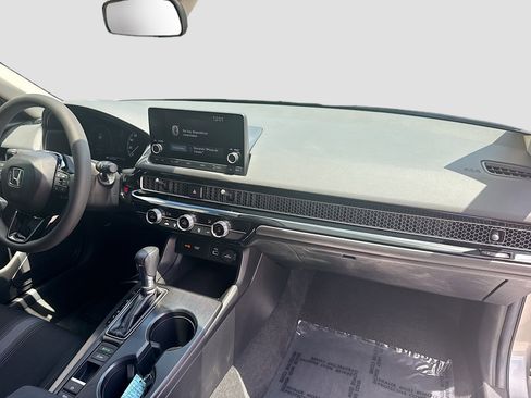Certified 2024 Honda Civic LX image 31