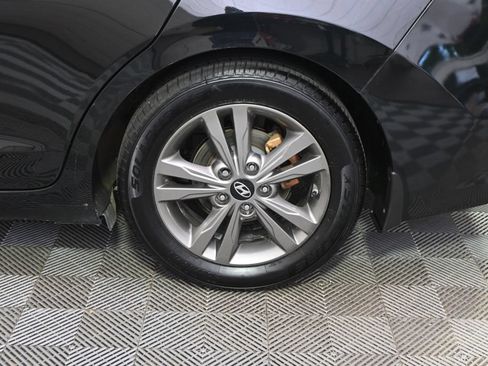 Used 2018 Hyundai Elantra SEL FWD image 20