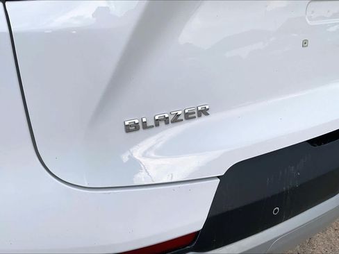 Used 2020 Chevrolet Blazer LT FWD image 10