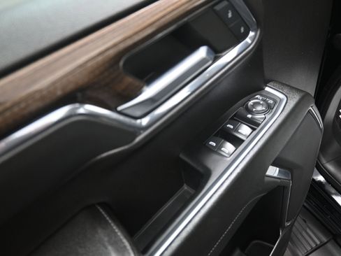 Used 2023 Chevrolet Silverado 1500 LT image 18