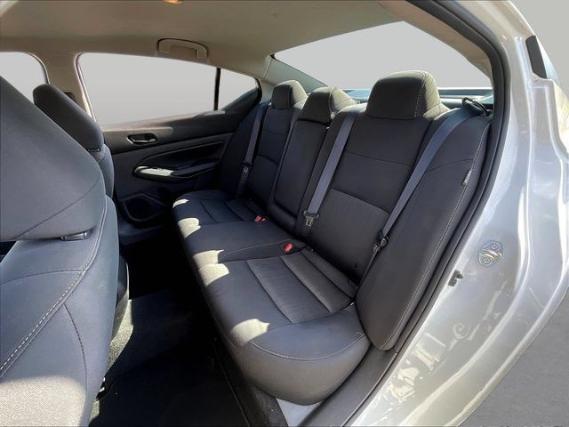 Used 2025 Nissan Altima 2.5 SV FWD image 23