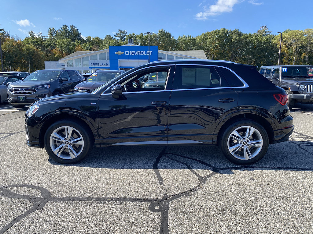Used 2021 Audi Q3 2.0T Premium Plus w/ Premium Plus Package AWD/4WD image 4