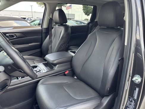 Used 2026 Kia Carnival SX Prestige FWD image 22