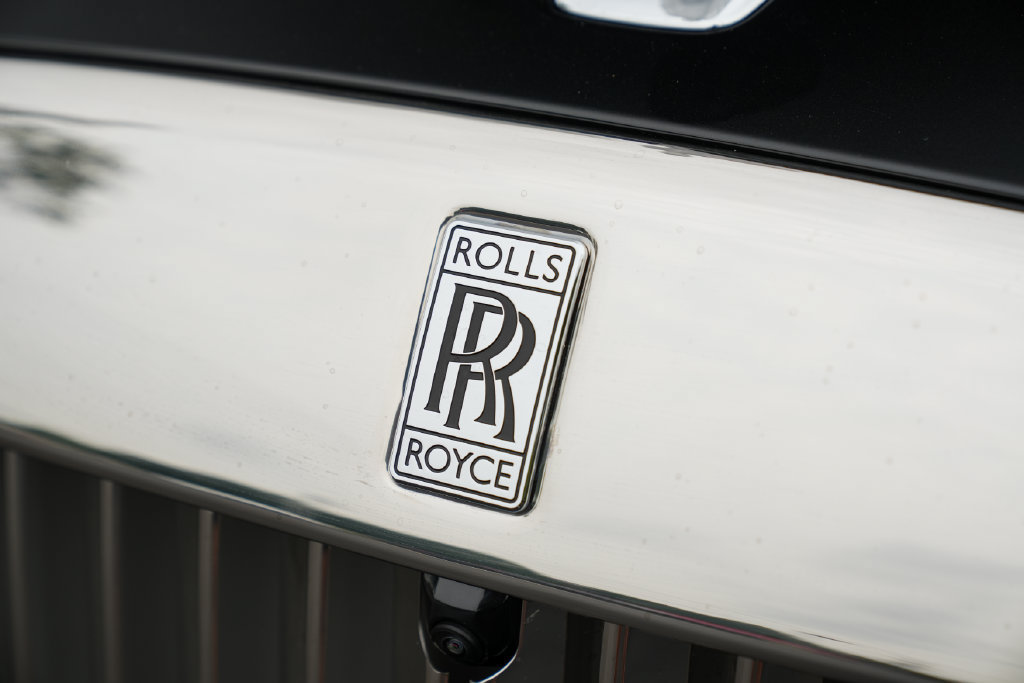 Used 2024 Rolls-Royce Spectre w/ Spectre Launch Package AWD/4WD image 8