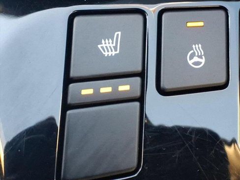 Used 2023 Kia Sportage EX image 15