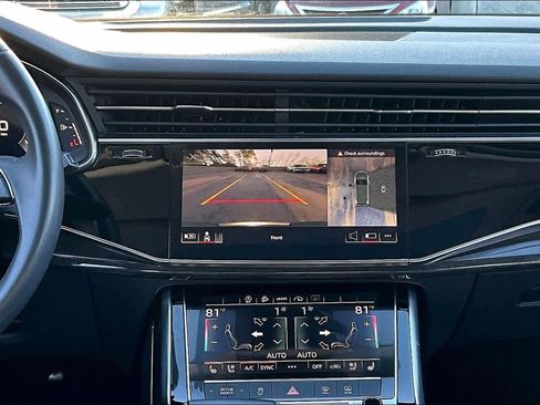 Used 2022 Audi Q7 Premium Plus image 7