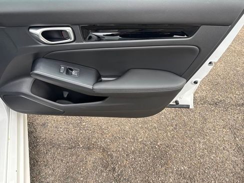 Used 2023 Honda Civic Touring image 21