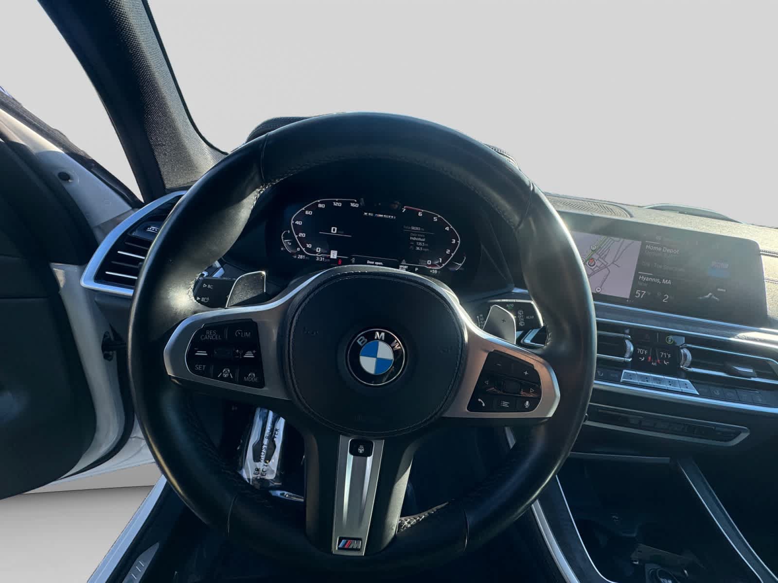 Used 2021 BMW X5 M50i AWD/4WD image 11