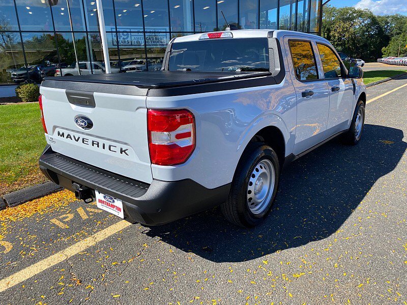 Certified 2026 Ford Maverick XL w/ Equipment Group 101A AWD/4WD image 7