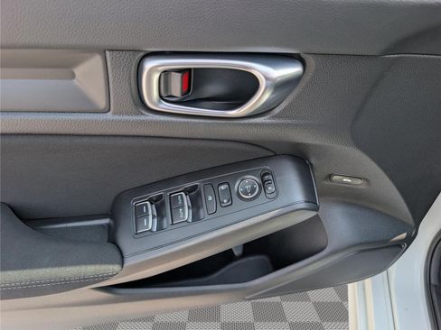 Used 2022 Honda Civic Sport image 19