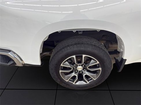 Used 2022 Chevrolet Silverado 1500 LT image 25