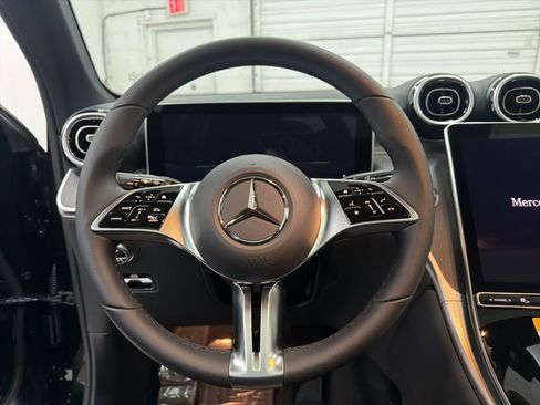 New 2026 Mercedes-Benz GLC 300 image 15