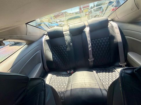 Used 2010 Honda Civic LX image 12