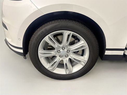 Used 2026 Land Rover Range Rover Velar S image 31