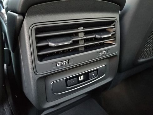 Used 2021 Audi Q7 2.0T Premium w/ Convenience Package image 16