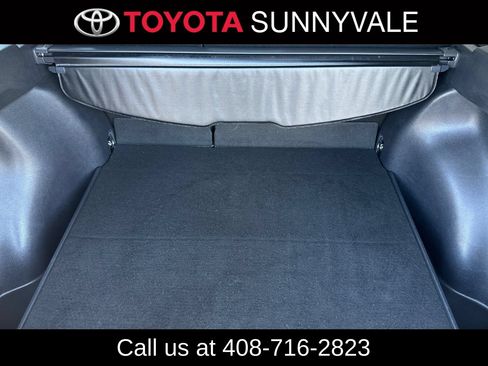 Used 2025 Toyota Corolla Cross XLE AWD/4WD image 20