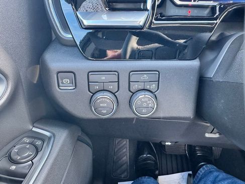New 2026 Chevrolet Silverado 2500 LT w/ Leather Package image 15