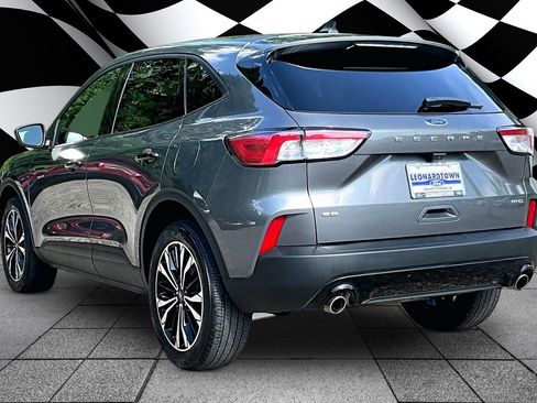 Certified 2022 Ford Escape SE w/ SE Sport Appearance Package AWD/4WD image 12