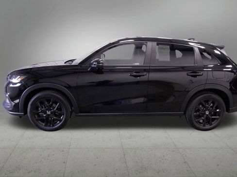 Certified 2024 Honda HR-V Sport image 3