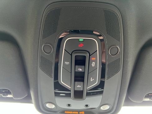 Certified 2025 Audi Q7 2.0T Premium Plus w/ Premium Plus Package image 28