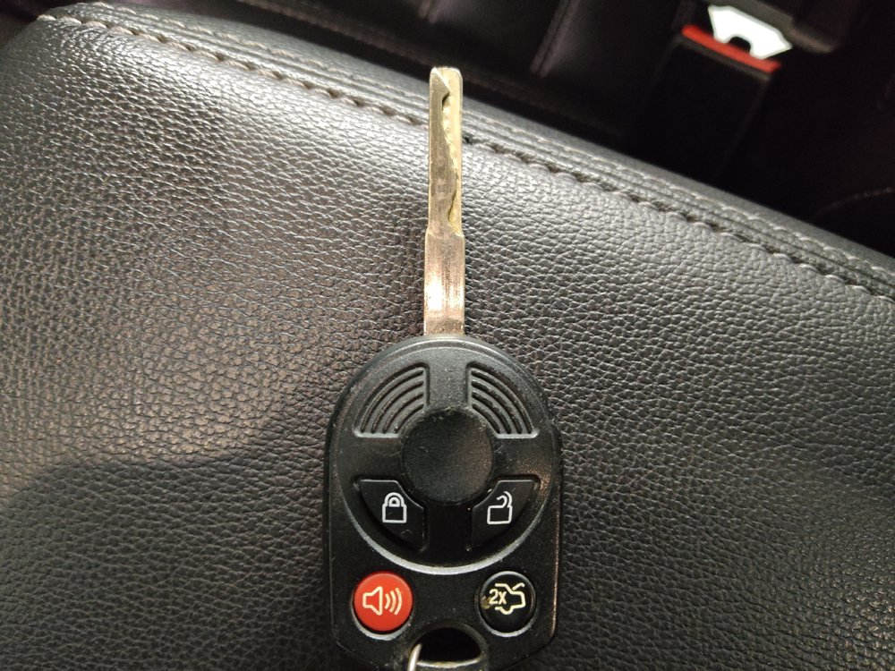 Used 2018 Ford Escape SEL FWD image 32
