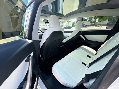 Used 2021 Tesla Model Y Performance AWD/4WD image 29