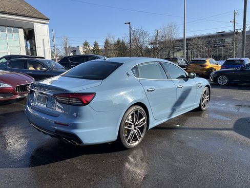 Used 2022 Maserati Quattroporte Modena Q4 image 5