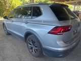 Used 2023 Volkswagen Tiguan SE image 5