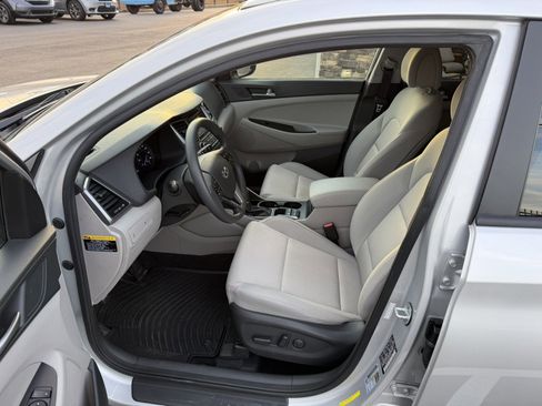 Used 2017 Hyundai Tucson SE image 23