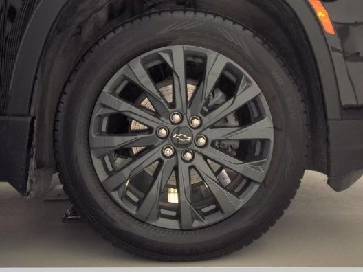 Used 2023 Chevrolet Traverse RS AWD/4WD image 11