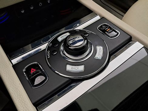 Used 2011 Rolls-Royce Ghost image 30