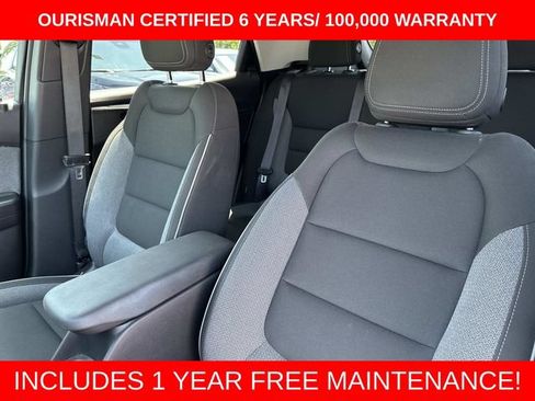 Used 2025 Chevrolet TrailBlazer LT AWD/4WD image 18