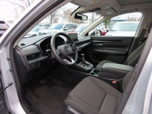 Used 2023 Honda CR-V EX image 2
