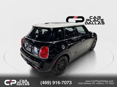 Used 2018 MINI Cooper S FWD image 5