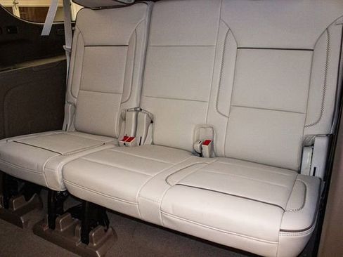 Used 2025 GMC Yukon XL Denali image 20
