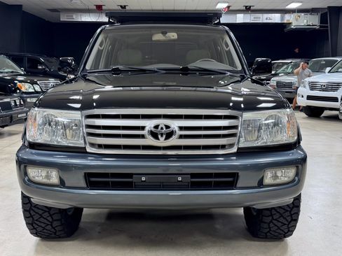 Used 2007 Toyota Land Cruiser AWD/4WD image 3