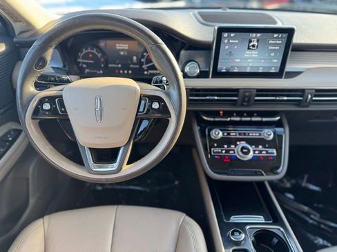 Used 2020 Lincoln Corsair Standard image 16