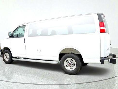 Used 2025 GMC Savana 2500 w/ Driver Convenience Package RWD image 7