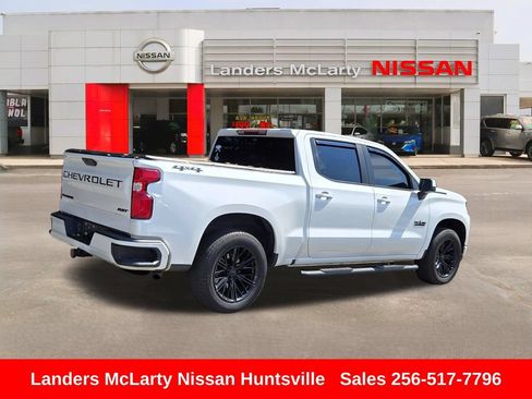 Used 2020 Chevrolet Silverado 1500 RST w/ Texas Edition AWD/4WD image 3