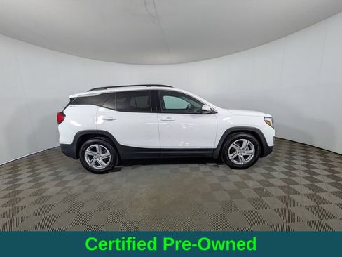 Used 2020 GMC Terrain SLE w/ Driver Convenience Package FWD image 4
