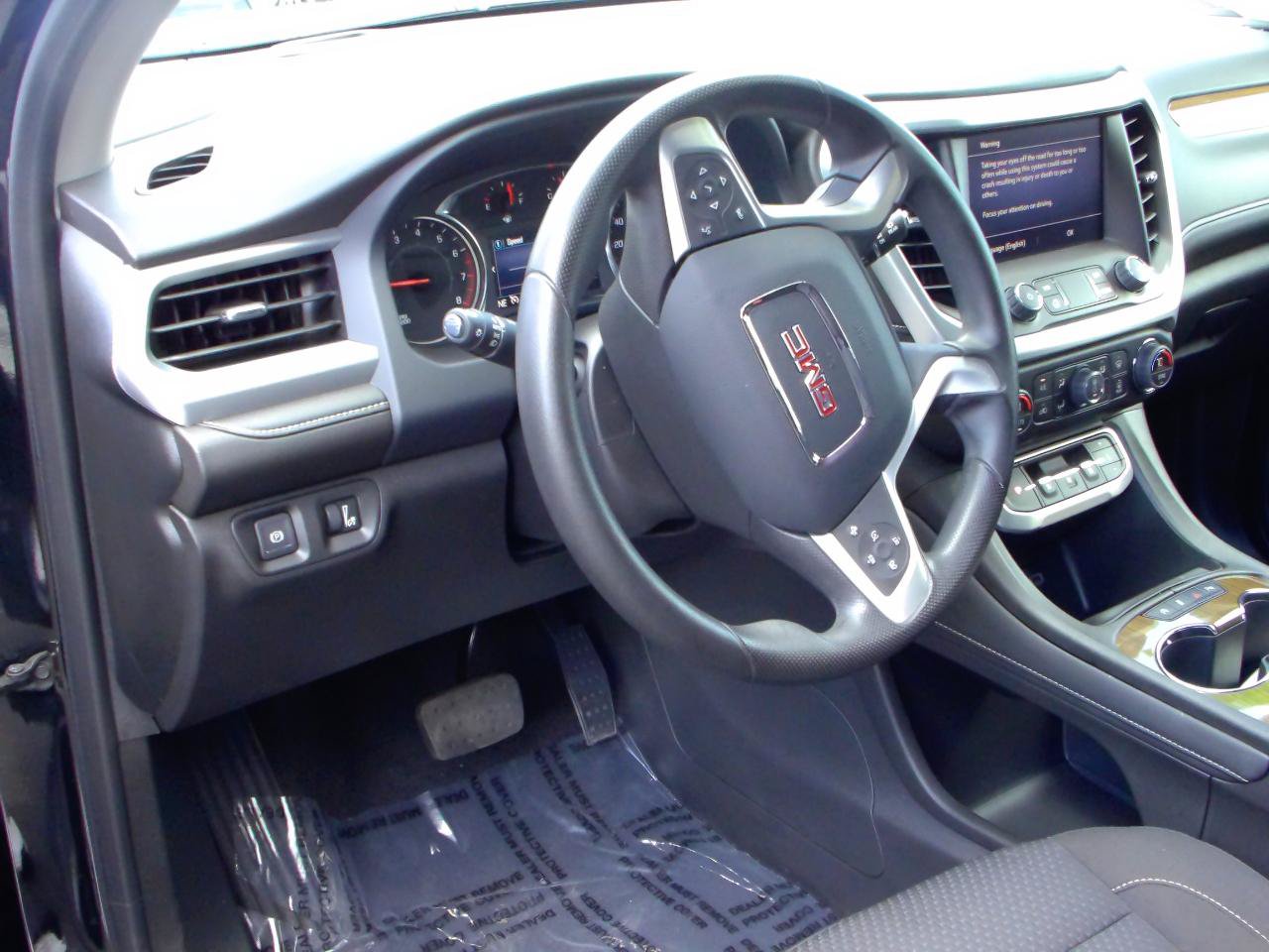 Used 2023 GMC Acadia SLE w/ Driver Convenience Package AWD/4WD image 5